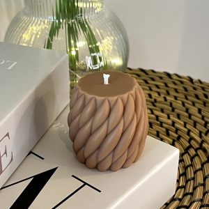 Bougie parfumée moulée, small spira, chocolat