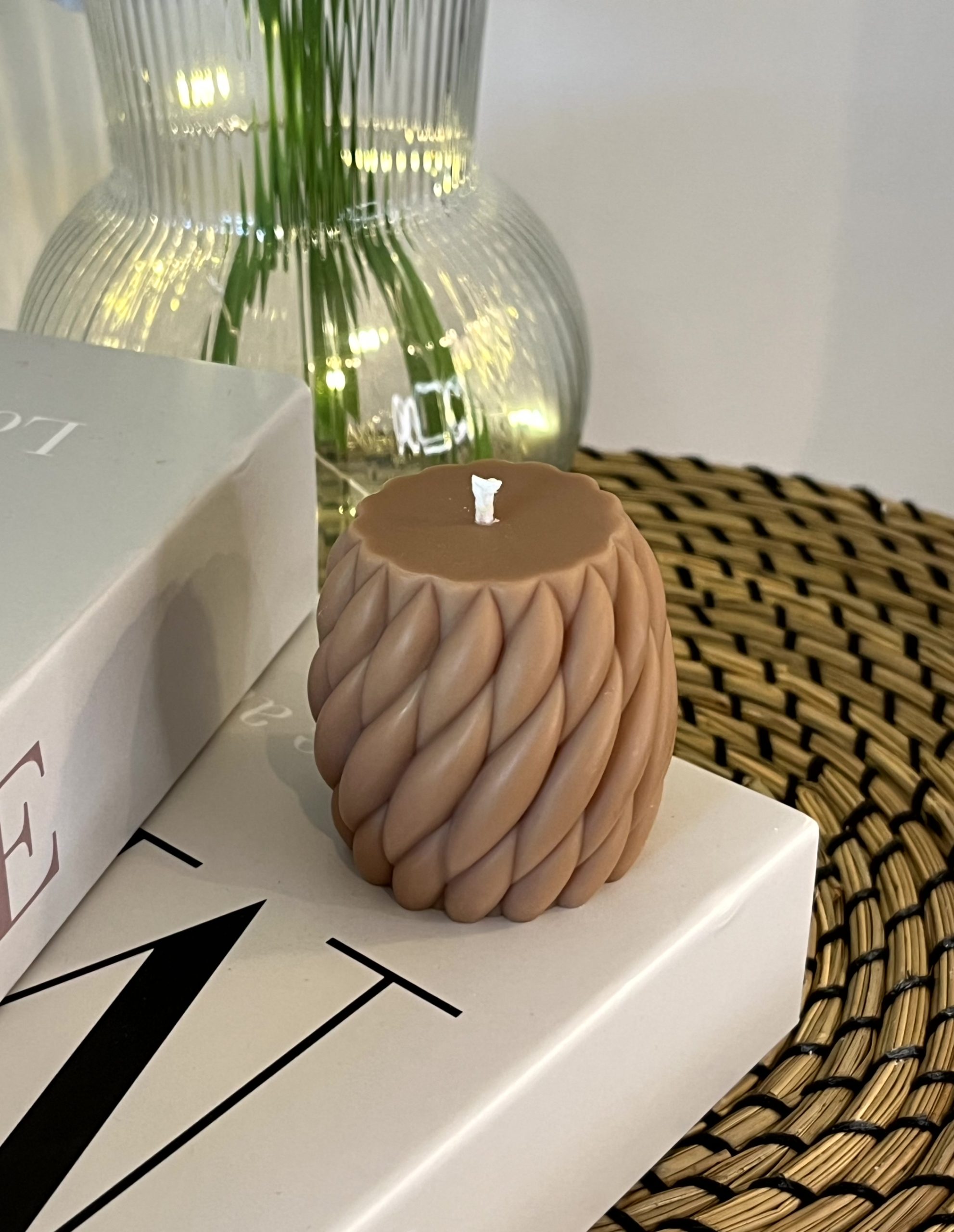 Bougie parfumée moulée, small spira, chocolat